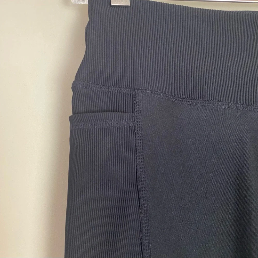 Activ8 Workout Shorts - Picture 3 of 4